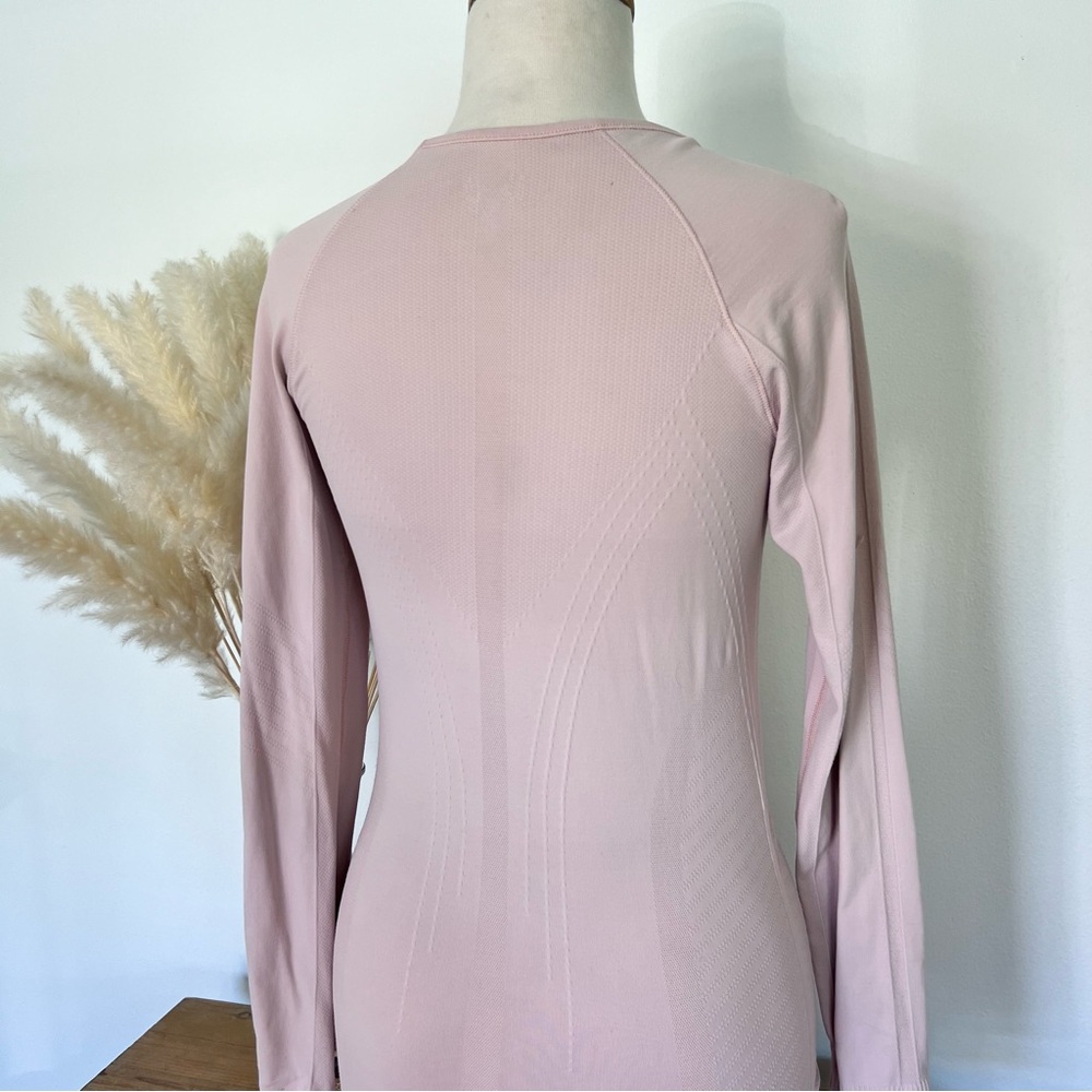 Athleta seamlessLight Pink Long Sleeve Top - Picture 4 of 6